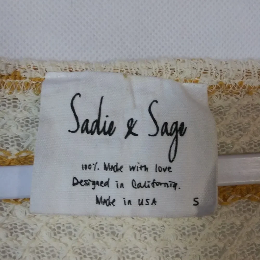 Sadie & Sage Yellow Stripe V Neck Knit Sweater Top Size Small